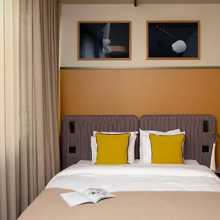 Hotel Bob W Kamppi 4*